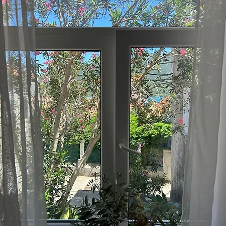 Cardo דירה מאלי סטון