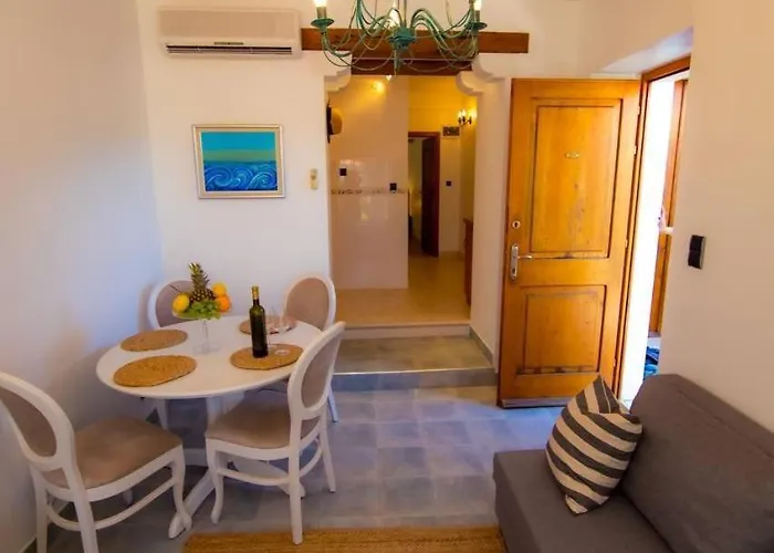 شقة Cardo مالي ستون