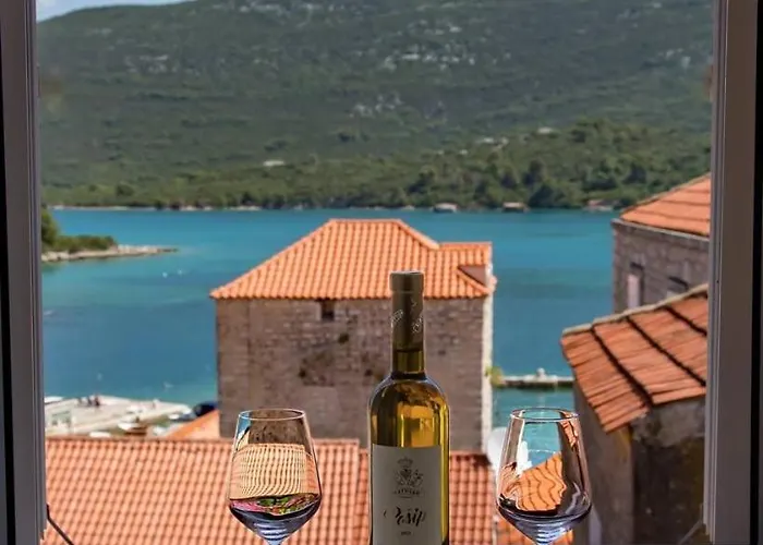 Cardo * مالي ستون