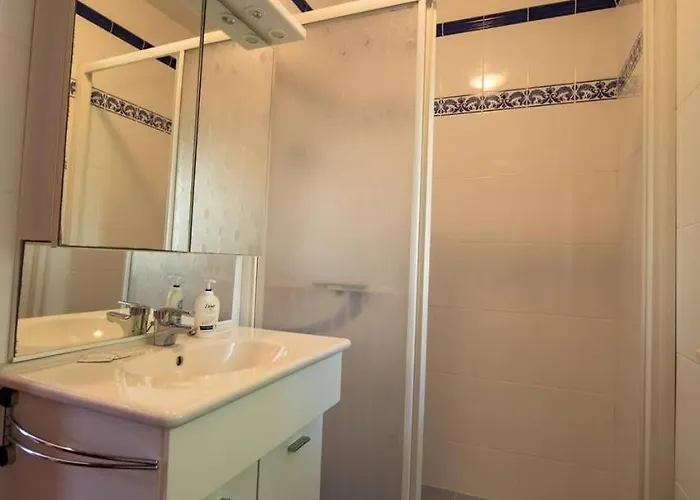 Cardo شقة مالي ستون